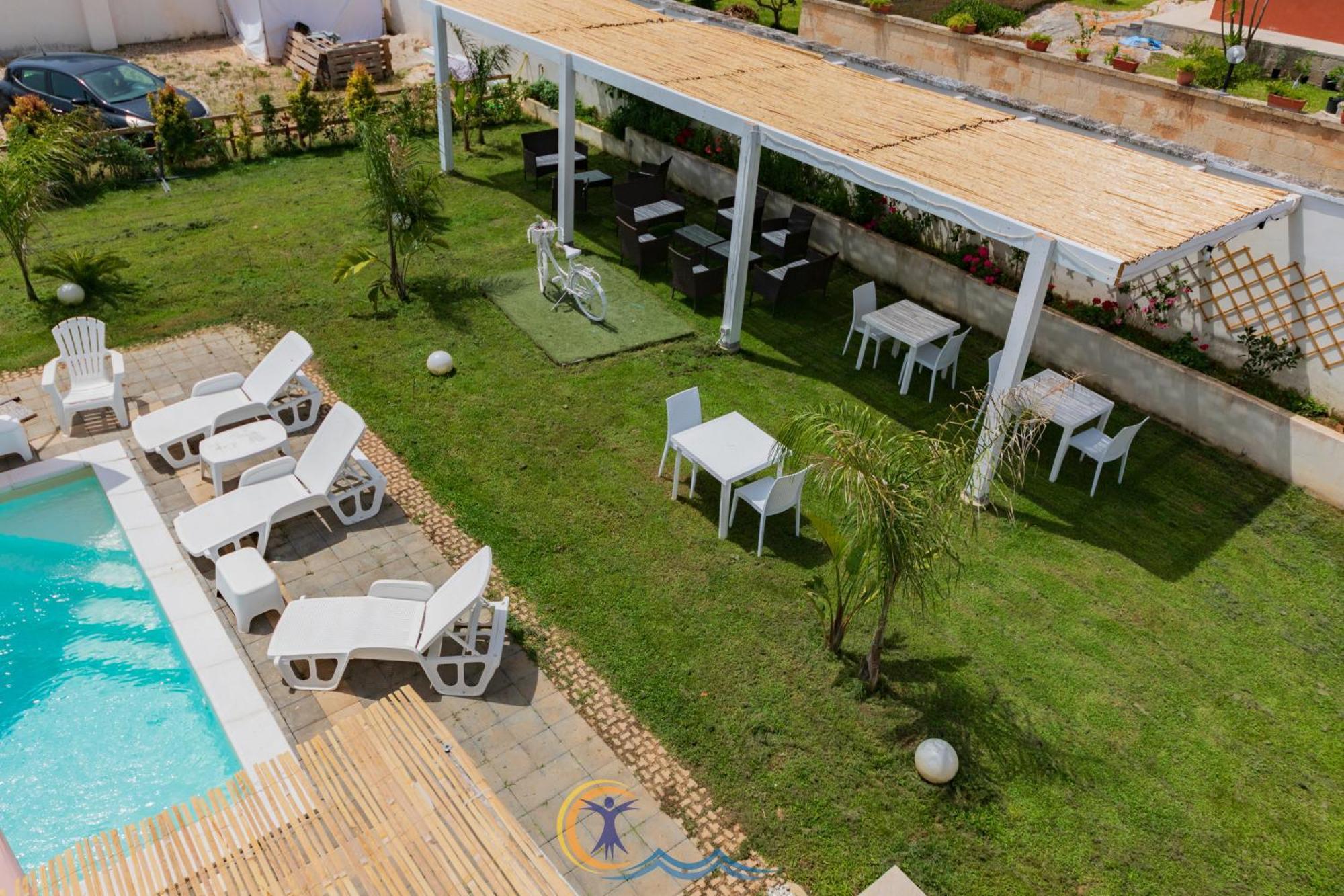 Villa Leonardo San Foca - Room, Pool & Restaurant Exterior photo