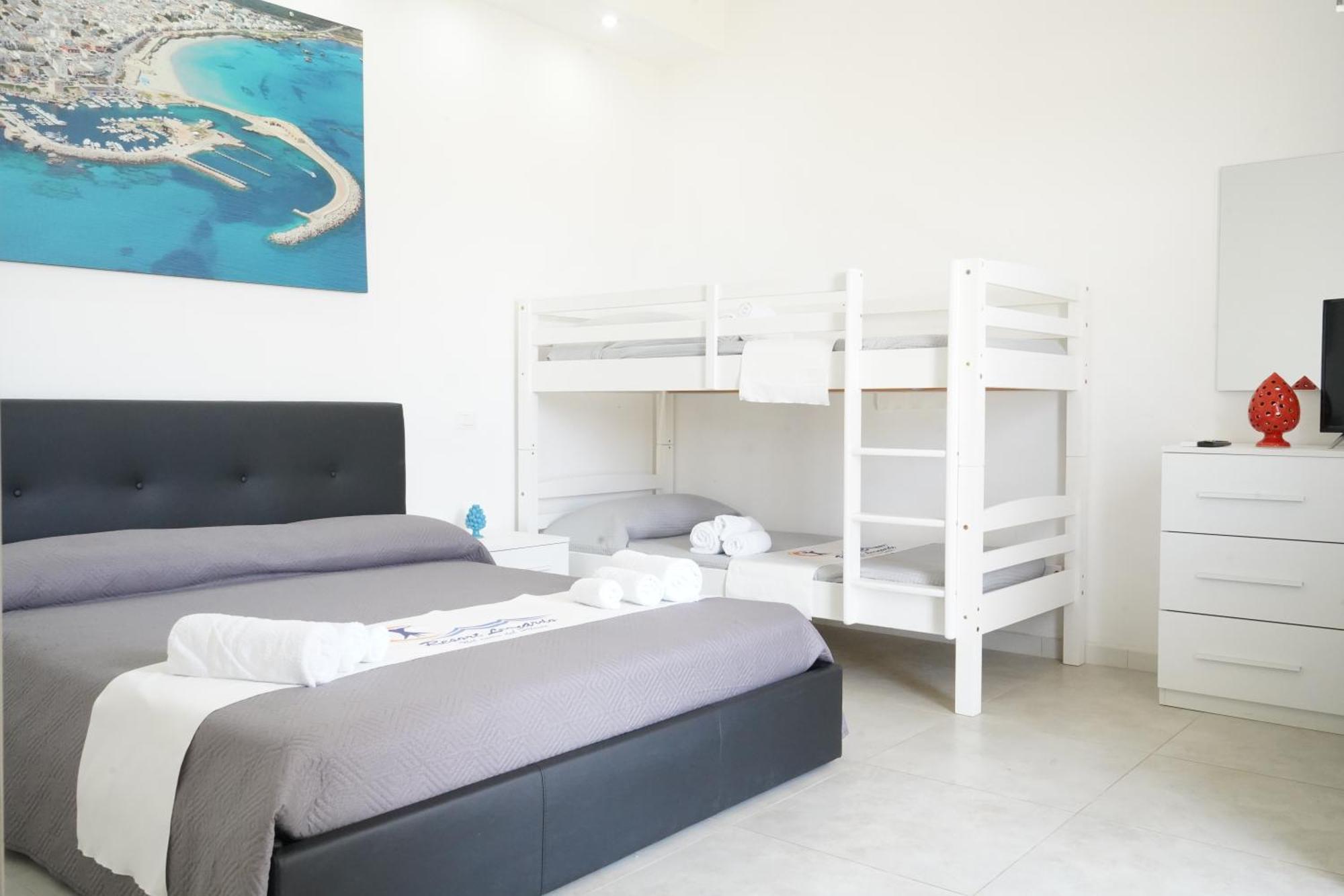 Villa Leonardo San Foca - Room, Pool & Restaurant Exterior photo
